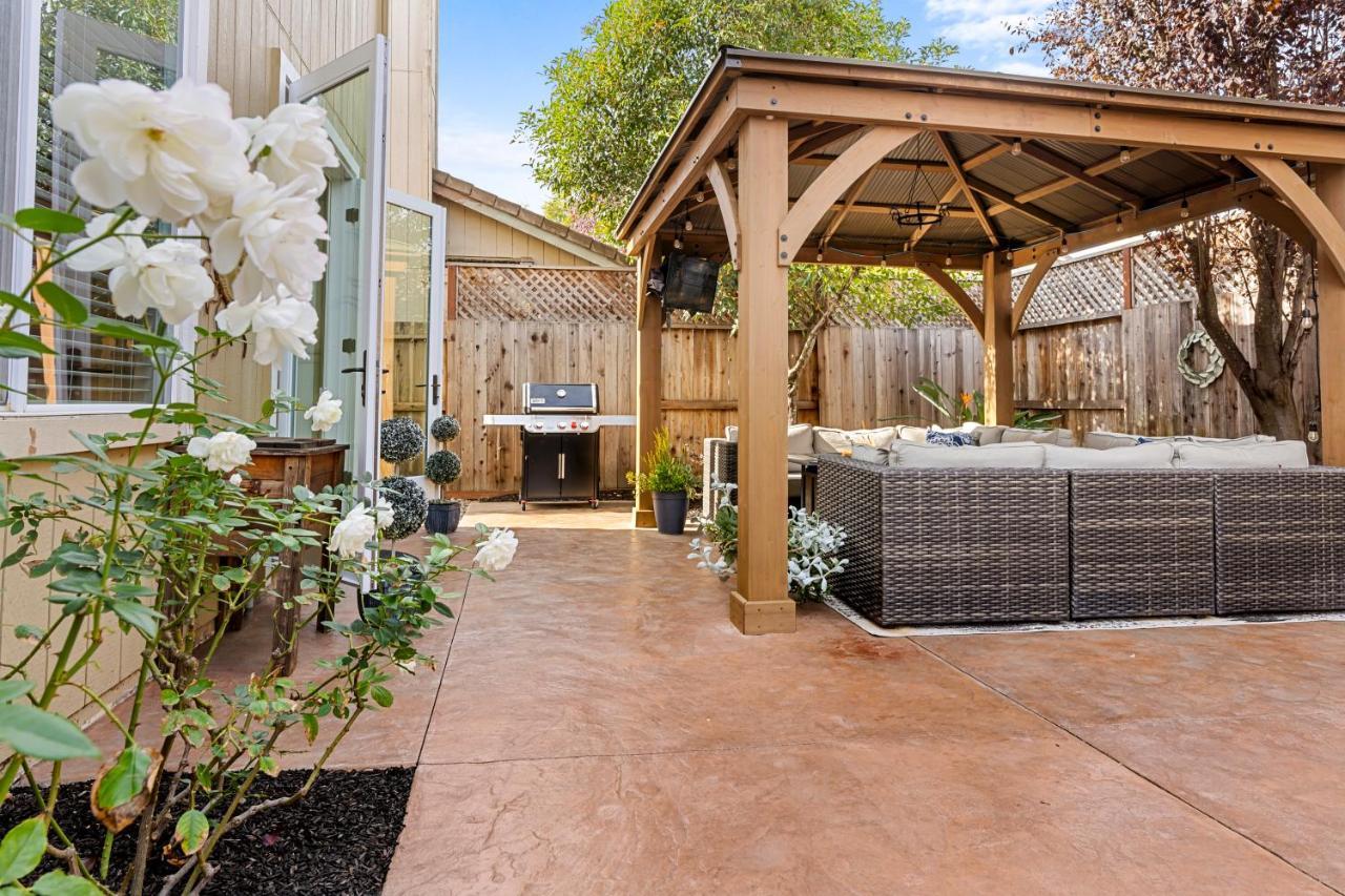 Brand New Listing - Windsor “Winetopia” Getaway Exteriör bild
